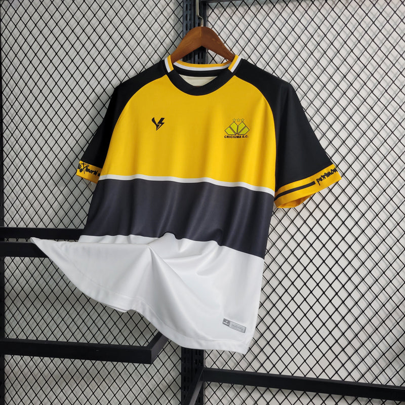 CAMISOLA DO CRISCIUMA 24/25 PRETO, AMARELO E BRANCO